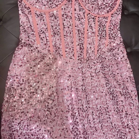 PrettyLittleThing | Dresses | Pretty Little Things Long Pink Sequin Strapless Corset Gown Dress Size 6 | Poshmark PrettyLittleThing | Dresses | Pretty Little Things Long Pink Sequin Strapless Corset Gown Dress Size 6 | Poshmark